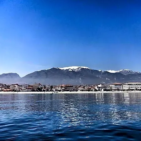 Alexandros
